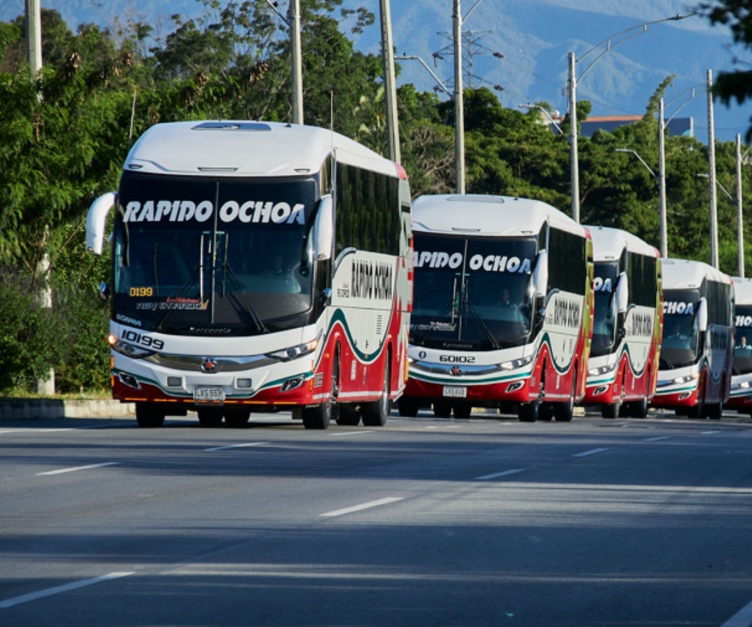 Flota de buses de Scania para Rápido Ochoa