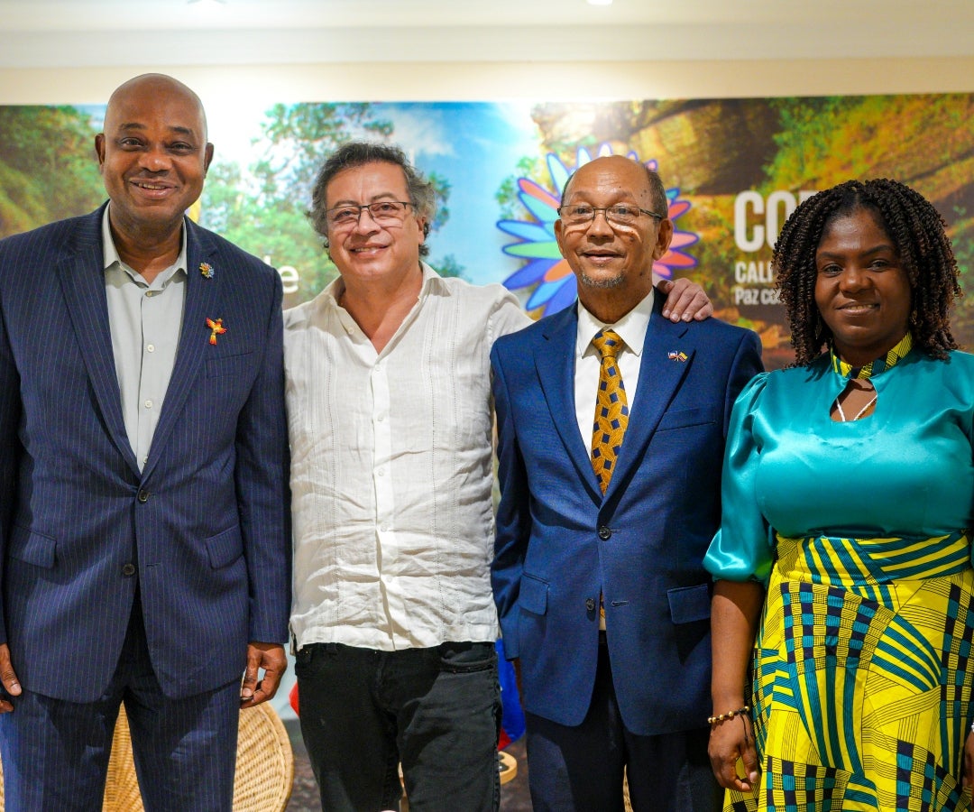 Petro se reúne con mandatarios y académicos en el marco de la COP16