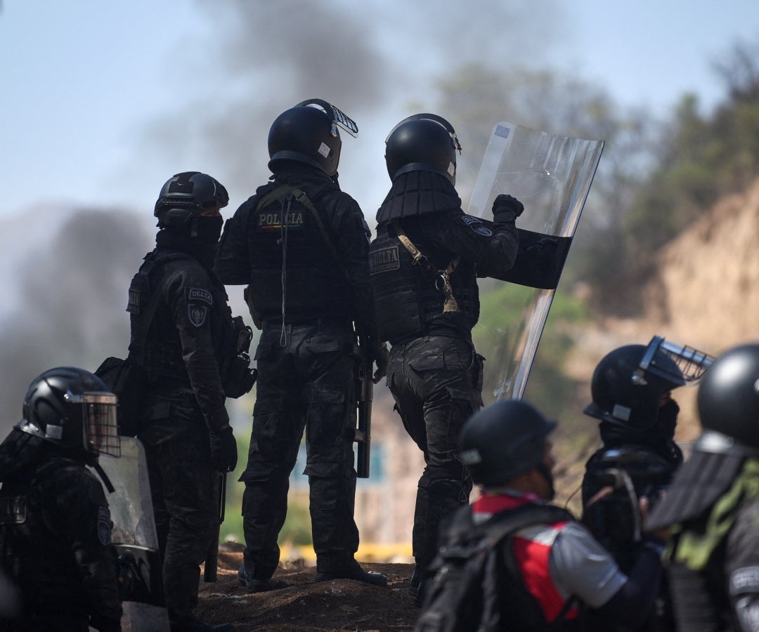 Tensión por toma de instalación militar en Bolivia