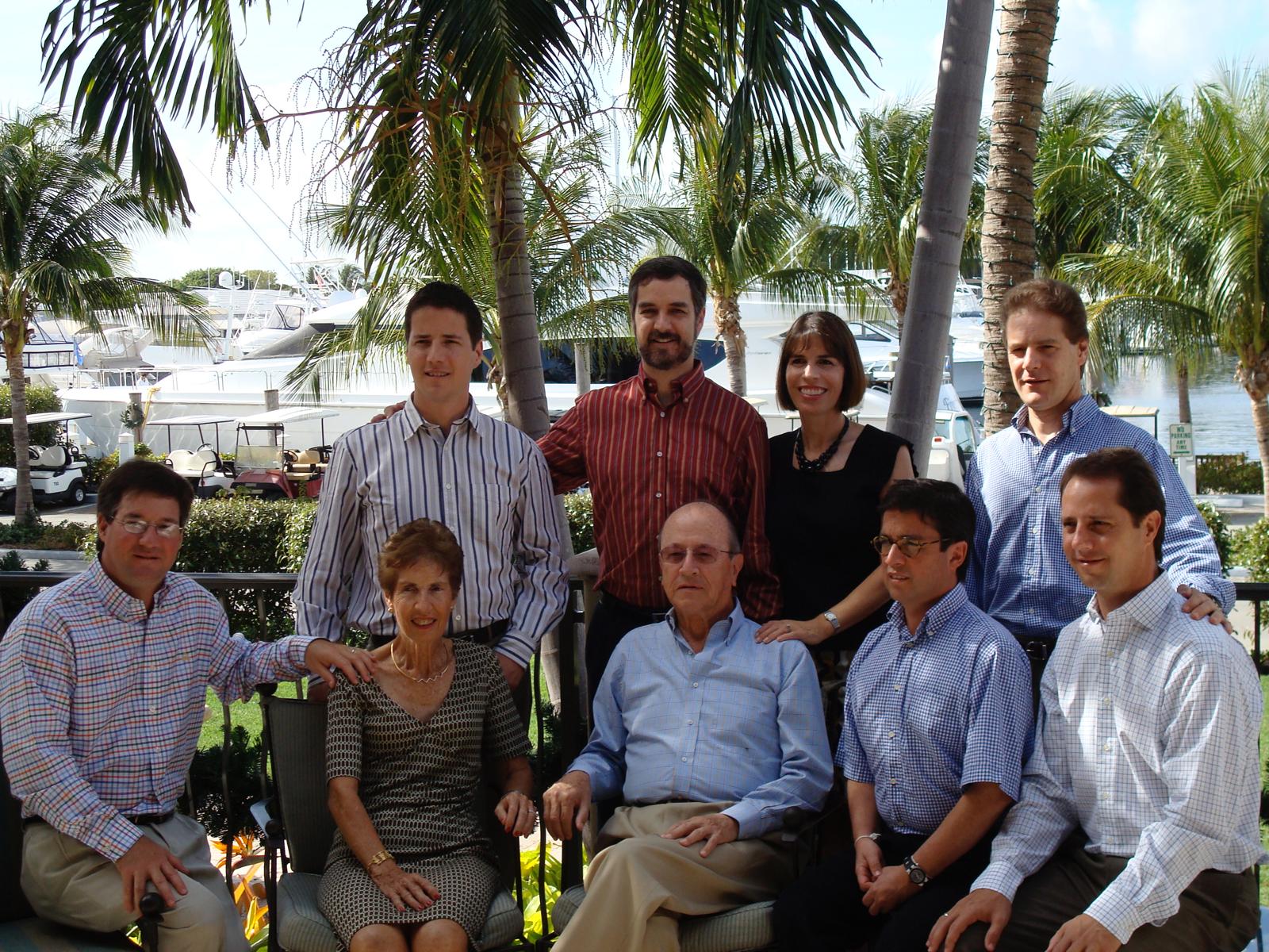 Familia de Bernie Moreno