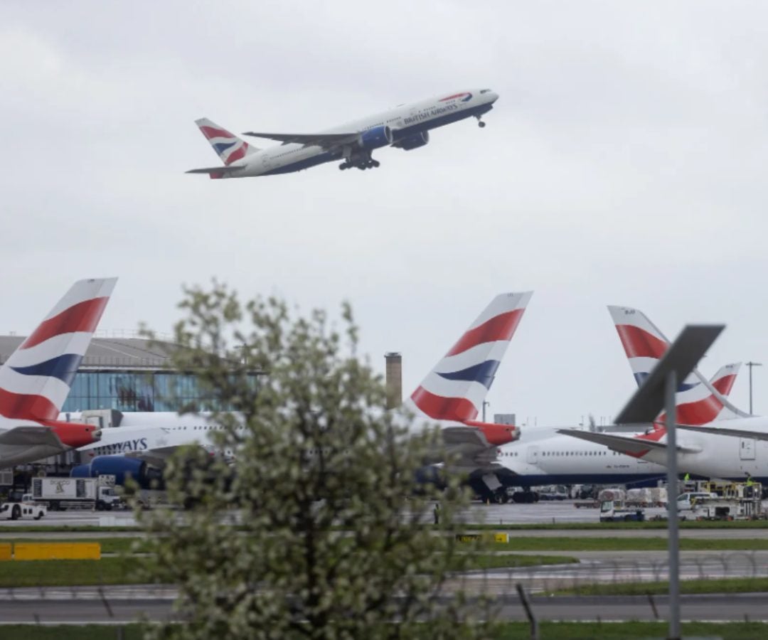 IAG, propietaria de Iberia y British Airways, subió 15%