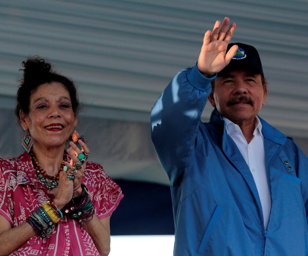 Daniel Ortega y su esposa, la vicepresidenta Rosario Murillo