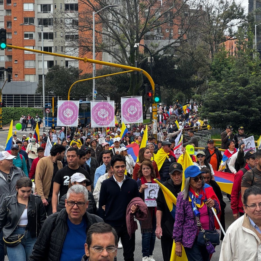 Más de 20.000 personas se movilizaron este sábado en rechazo al ...