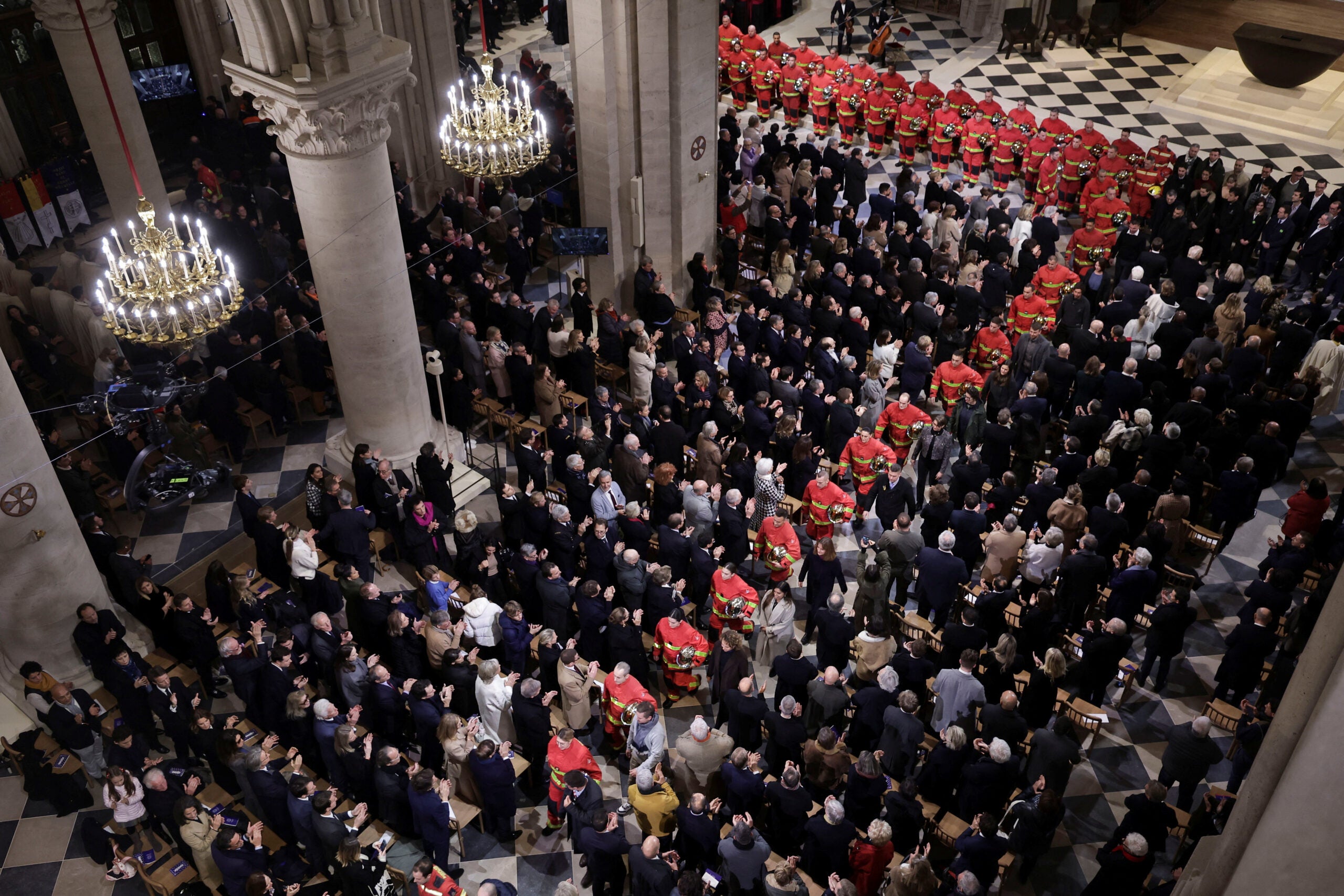 Quedó restaurada la catedral de Notre-Dame, reabre cinco años después del incendio