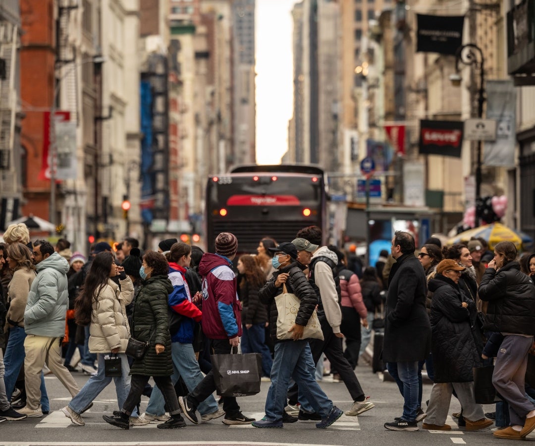 La política comienza a pesar en la confianza del consumidor estadounidense