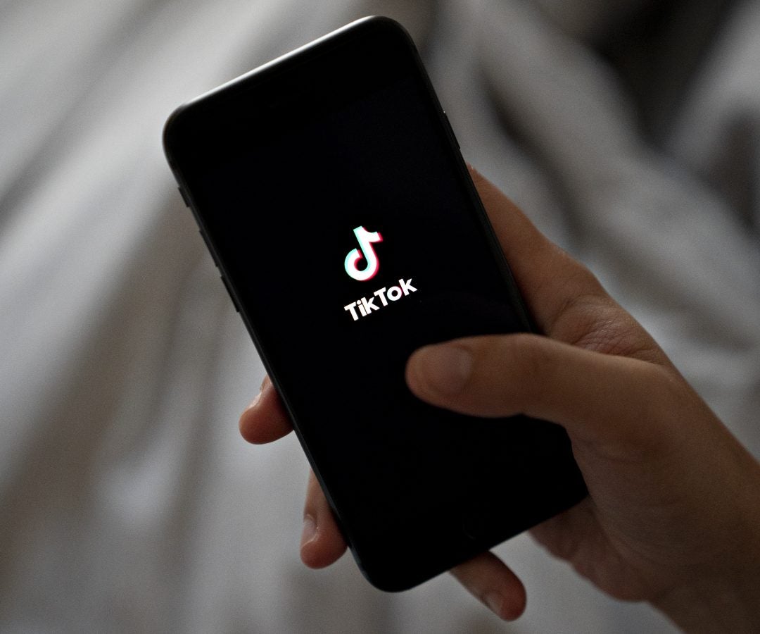 Se descubrió que TikTok Live facilitaba el lavado de dinero y permitía a los usuarios vender drogas y financiar el terrorismo