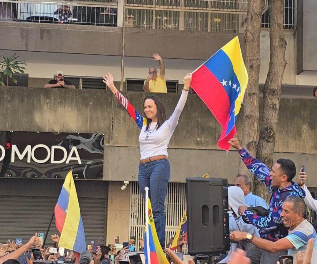 Líder opositora María Corina Machado en protestas en Venezuela