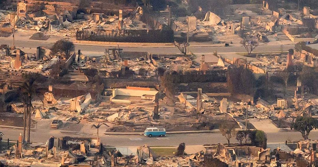 https://img.lalr.co/cms/2025/01/16162731/incendios-1.jpg?size=xl&ratio=r40_21 https://img.lalr.co/cms/2025/01/16162731/incendios-1.jpg?size=xl&ratio=r40_21