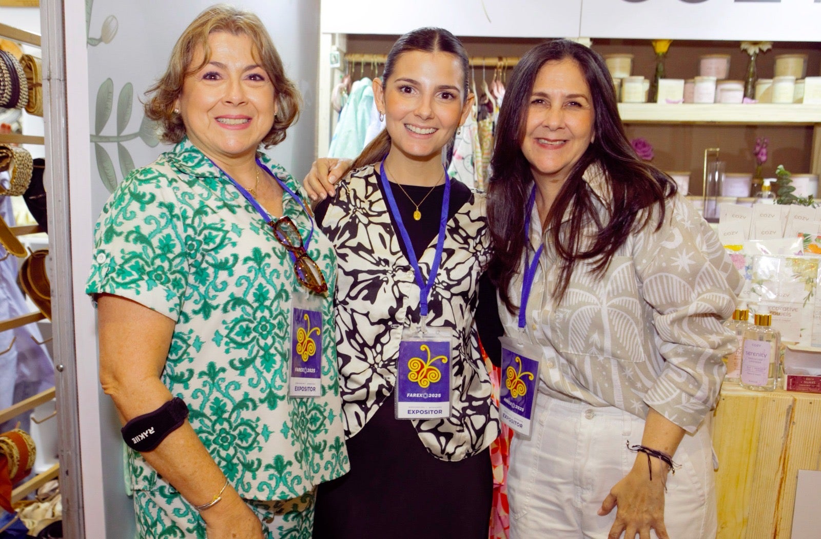 Maria Virginia Martínez, codirectora de Laconic; Adriana Mejia, codirectora de Laconic y Angela Martínez, directora de Cozy.