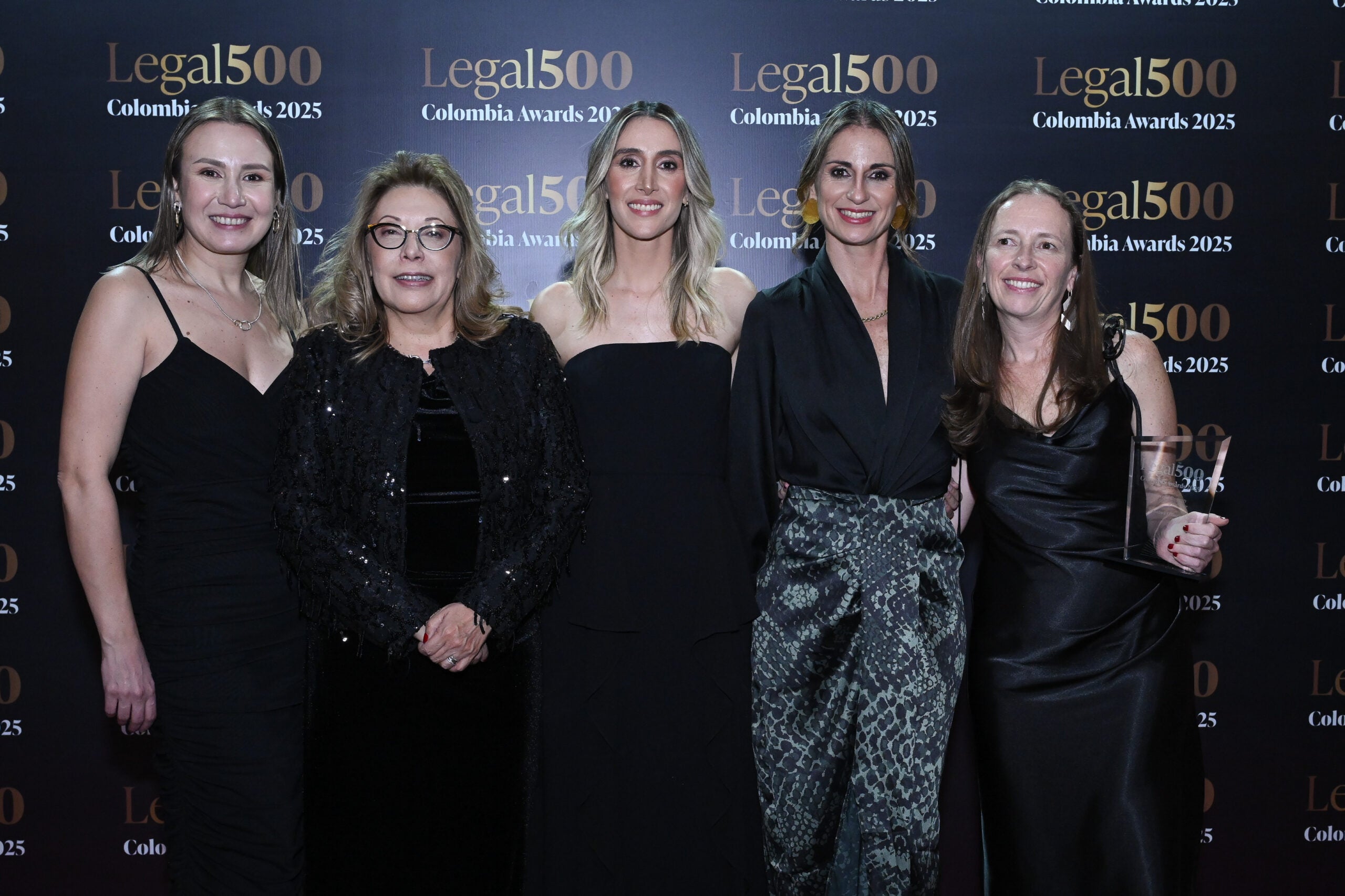 Catalina Santos, socia laboral Brigard Urrutia; Claudia Navarro, socia de Energías Renovables y Eficiencia Energética de Brigard Urrutia; Daniela Caicedo, directora Laboral Brigard Urrutia; Catalina Jaramillo, socia de impuestos de Brigard Urrutia; y Catalina Gómez, socia de Brigard Castro.