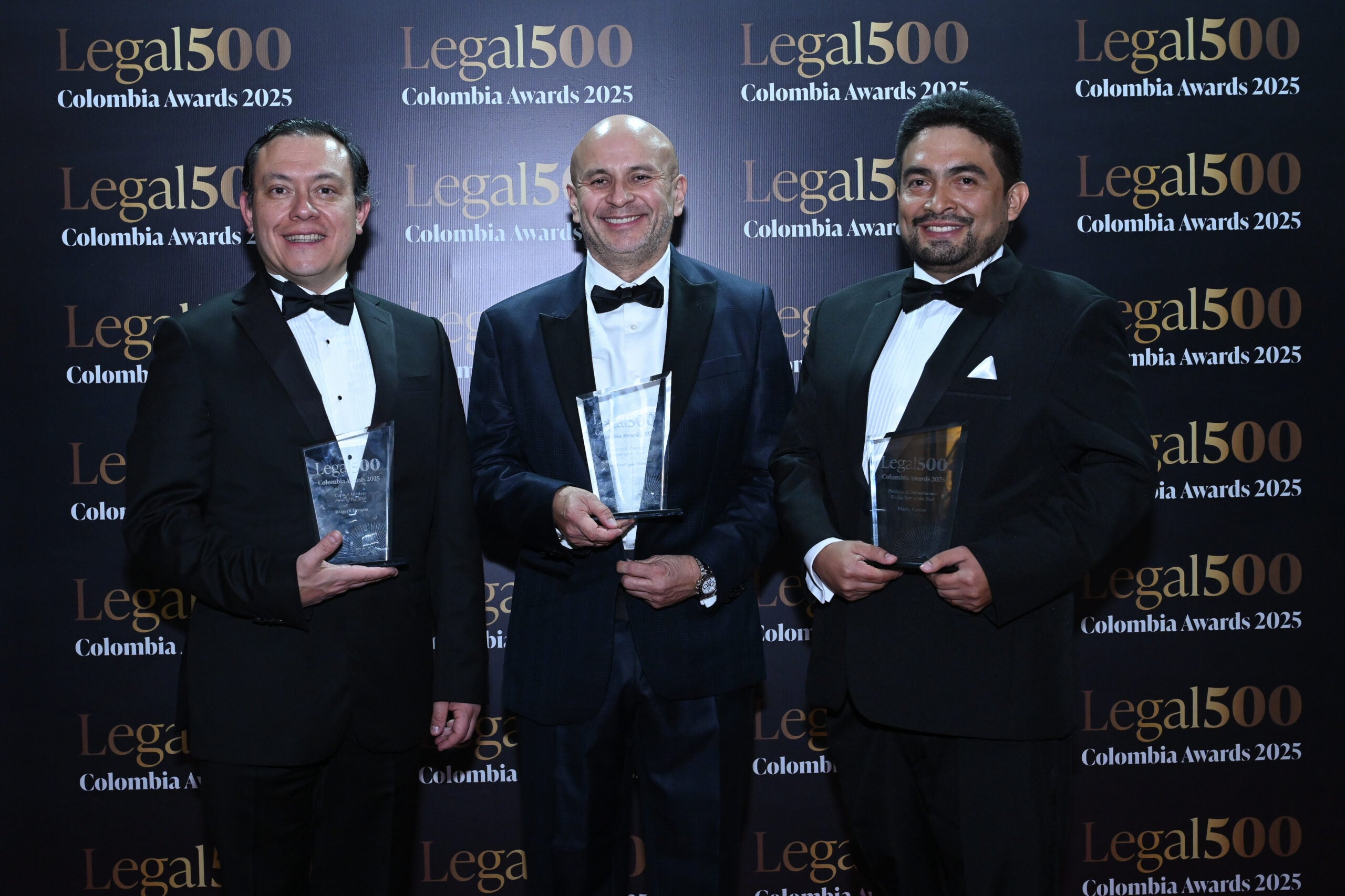 César Rodríguez, Socio de Bancario de Brigard Urrutia; Carlos Fradique-Méndez, Socio Director de Brigard Urrutia; y Mario Forero, Director de Infraestructura de Brigard Urrutia