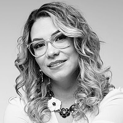 Johana Ruiz. Gerente de Innova Travel copia