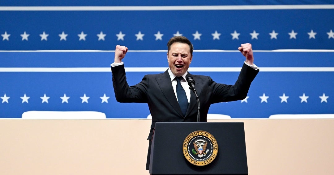 Elon Musk superaría la riqueza de 46% más pobre del mundo tr