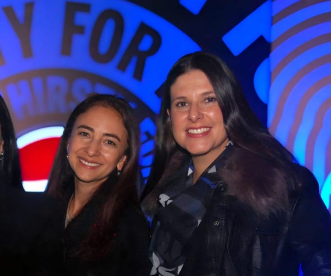 Catherine Ferrer, directora de Marketing LAB Center; y María Alejandra Cerón, gerente de comunicaciones.