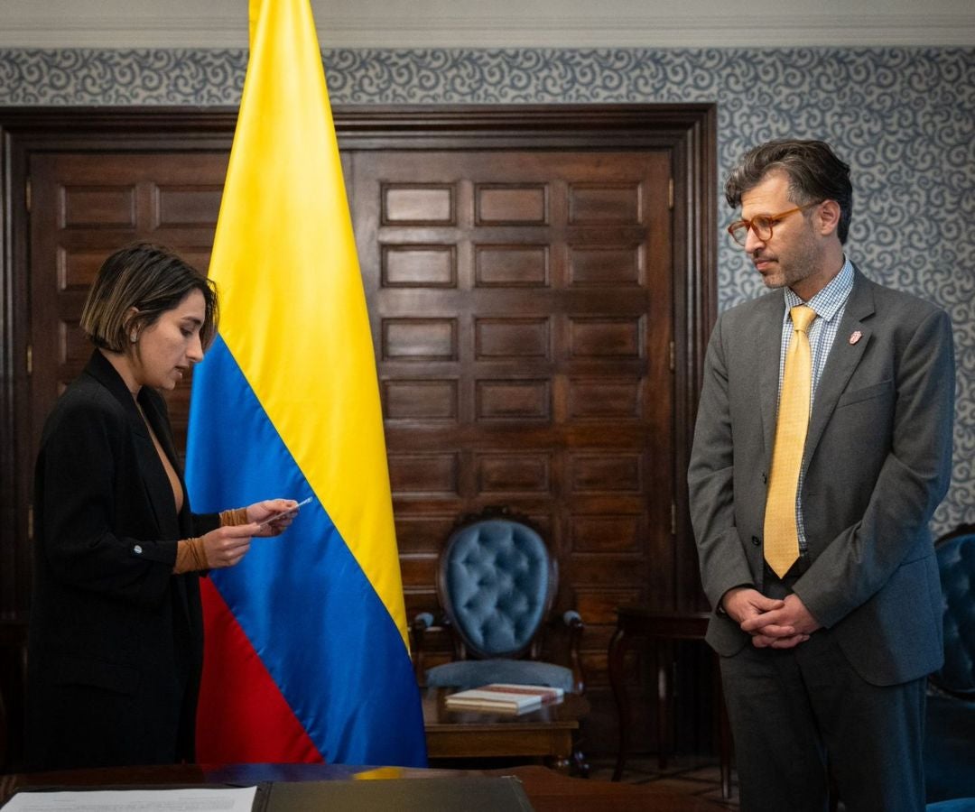 Sarabia posesiona a Mauricio Jaramillo Jassir como viceministro