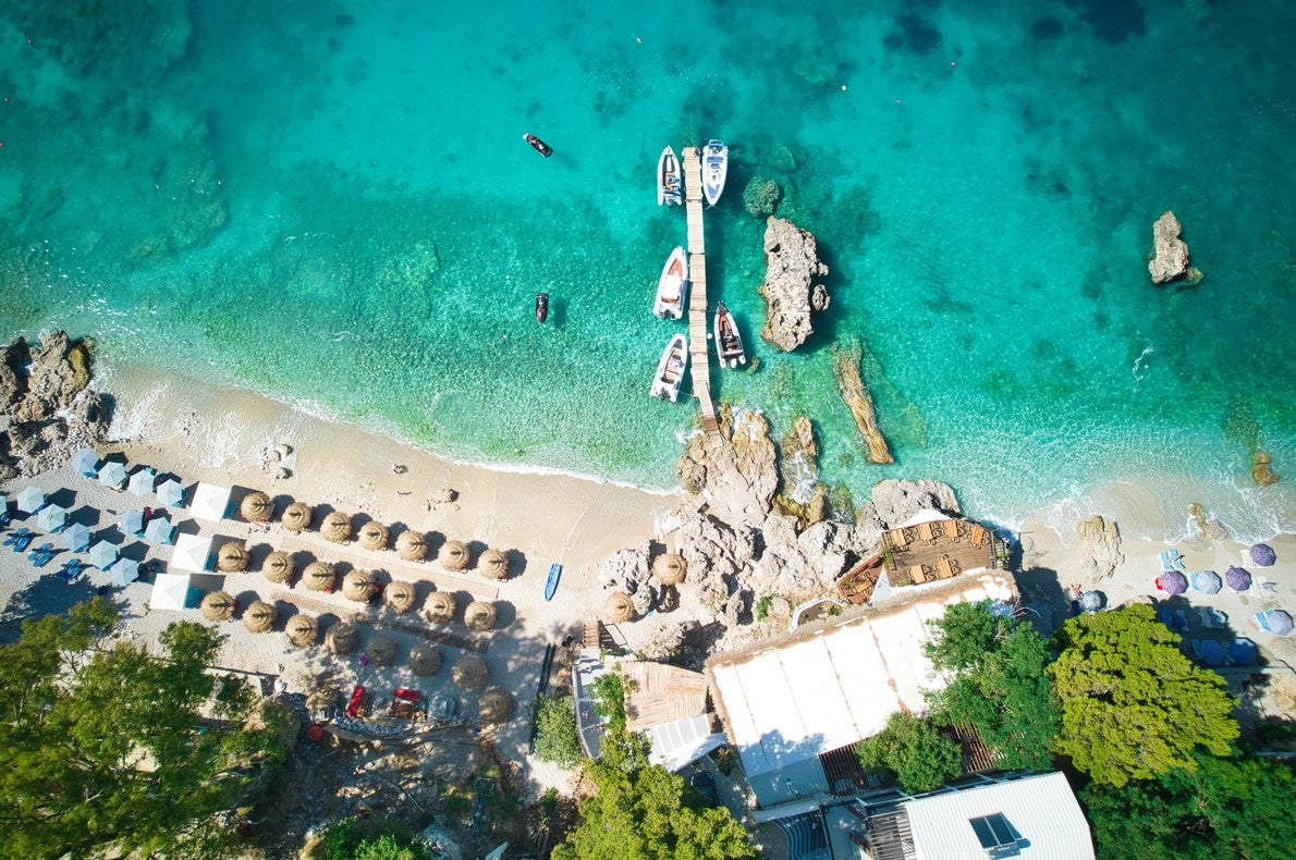 Dhermi, Albania: La Riviera Mediterránea