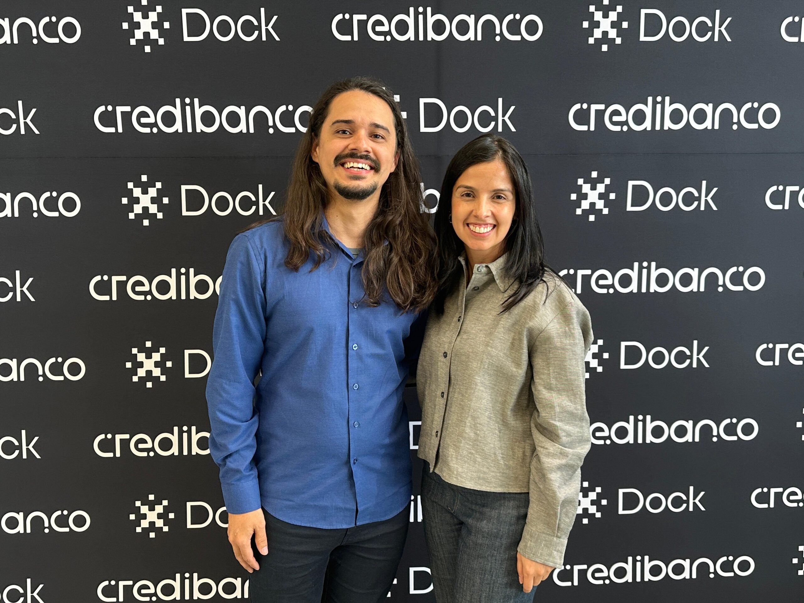 Luiz Henrique, product lead de Dock; y Andrea Ticora, vicepresidente de open business de Credibanco.