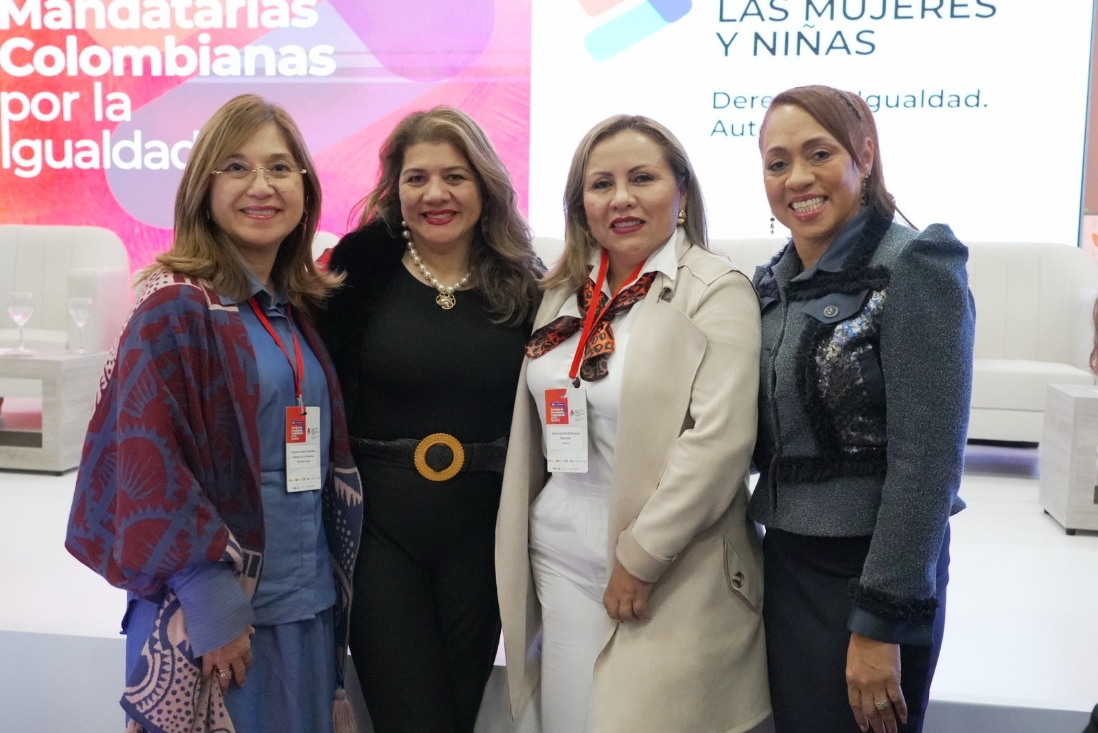 La senadora Norma Hurtado Sánchez, la senadora Beatriz Lorena Ríos Cuéllar, la diputada Alexa Quirife Bohórquez y la representante Marelen Castillo.