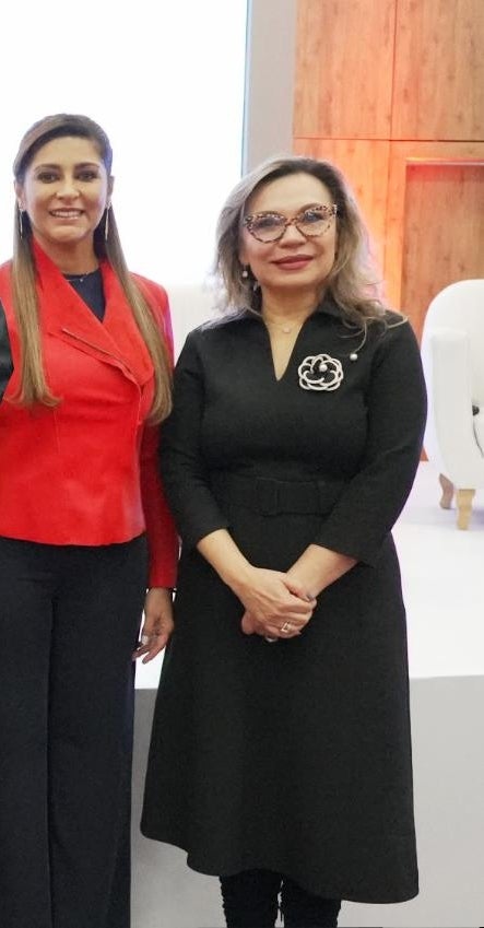 Adriana Magali Matiz, gobernadora del Tolima; y Magda Victoria Acosta Walteros, presidenta de la Comisión de Género de la Rama Judicial.