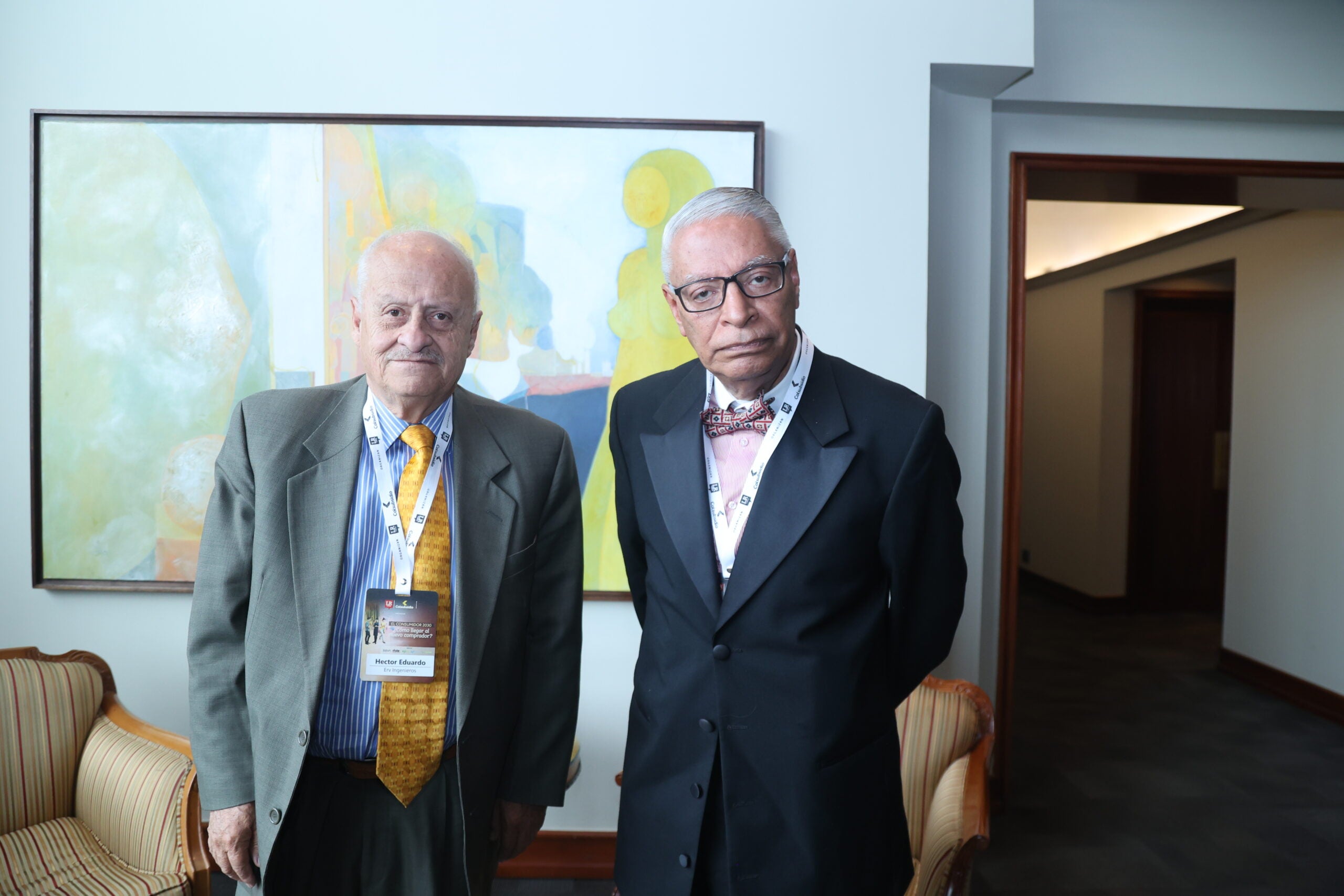 Héctor Eduardo Rodríguez, gerente de ERV Ingenieros; y Jesús Arias, asesor legal de ERV Ingenieros.