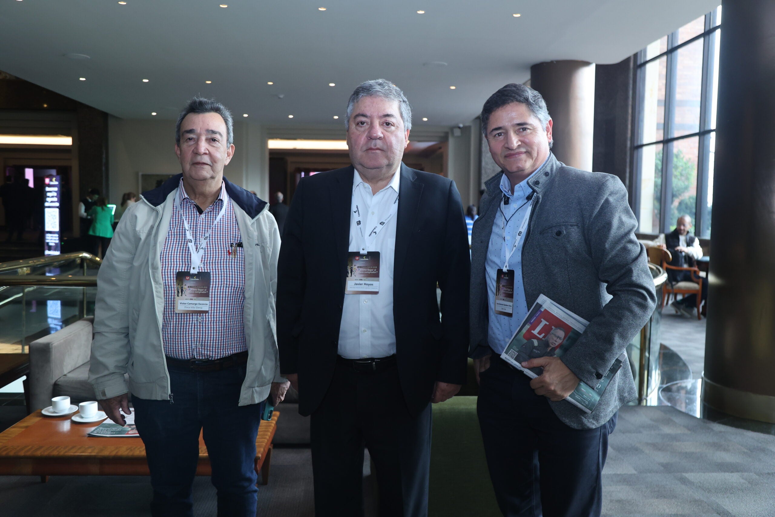 Víctor Camargo, propietario de la Finca Bellas Artes; Javier Hoyos, gerente de Asesores de Gestión Legislativa y Gobierno; y José Giovanni Quintero Parra, director de ventas de Invex SAS.