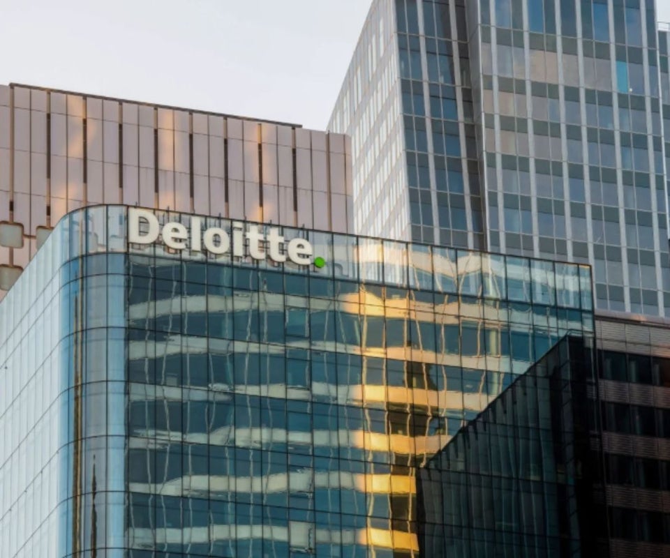 SIC negó la solicitud de registro presentada por Delot tras la oposición de Deloitte