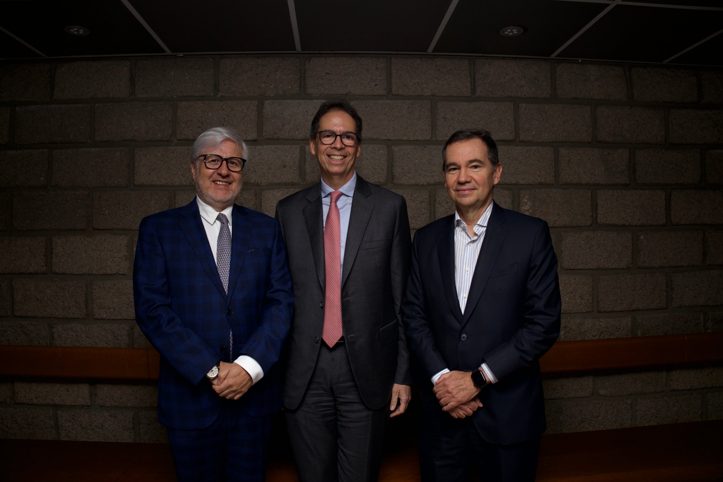Erwin Grautoff, CEO de Aria; Rodolfo Anaya, presidente de Vanti; y José F. Calderón, socio REF.