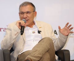 Exsenador Roy Barreras oficializó su candidatura presidencial para las elecciones 2026 Roy Barreras