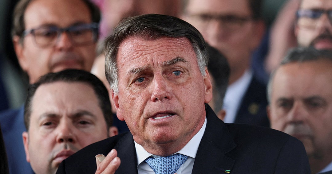 Juez brasileño ordena vigilancia policial permanente de la residencia de Bolsonaro