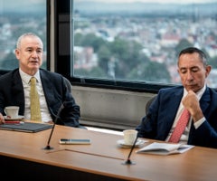 Rafael Guzmán, vicepresidente de hidrocarburos de Ecopetrol y el presidente Ricardo Roa