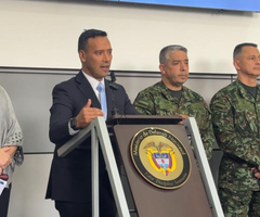 Pedro Sánchez, ministro de Defensa