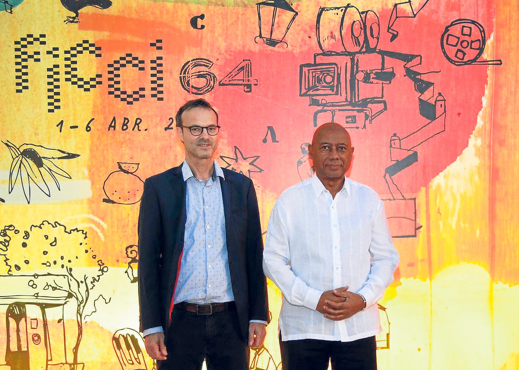 Ansgar Vogt, director artístico del Ficci; y Raoul Peck, uno de los cineastas homenajeados en esta edición del festival.