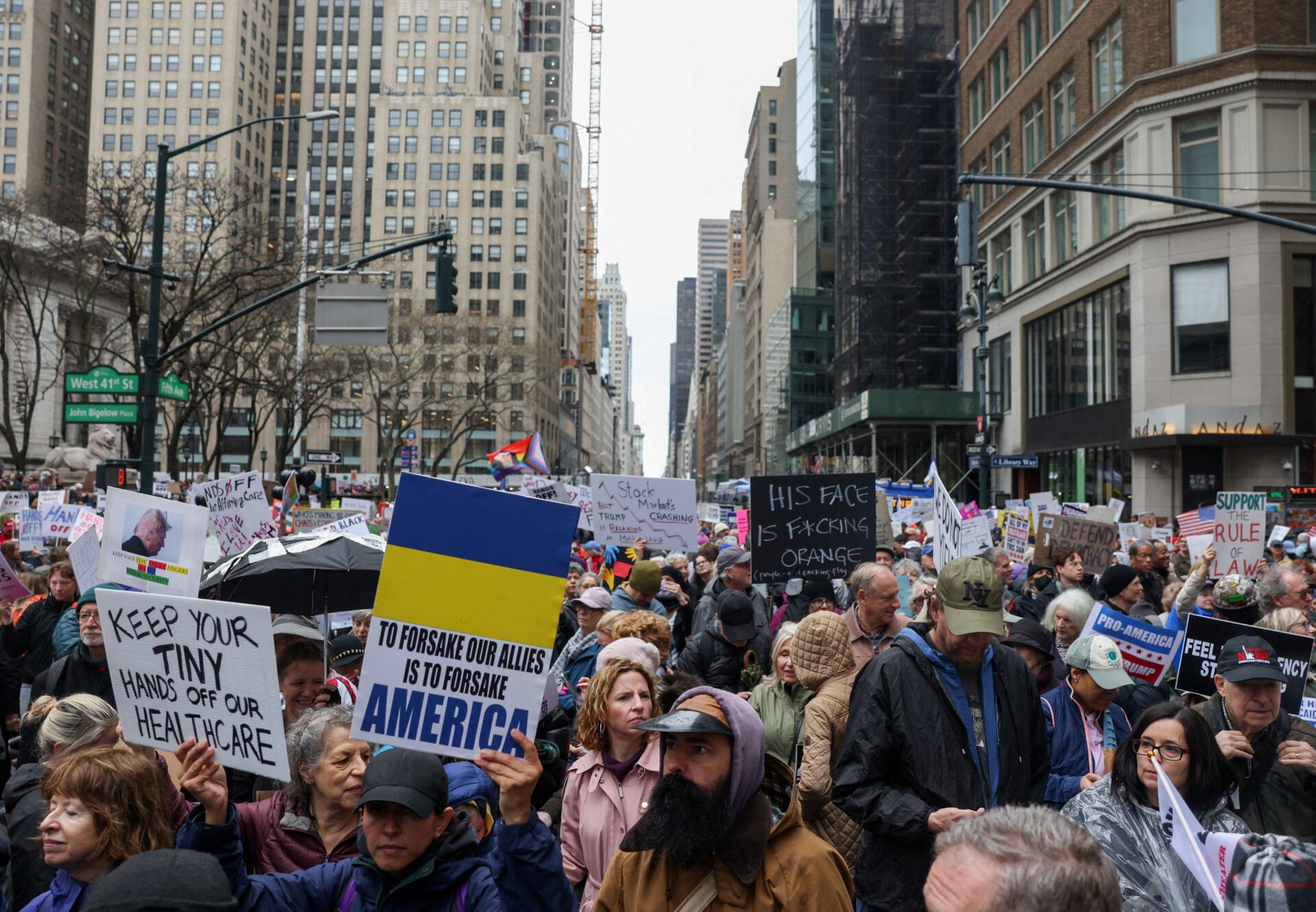 Manifestaciones contra políticas de Trump