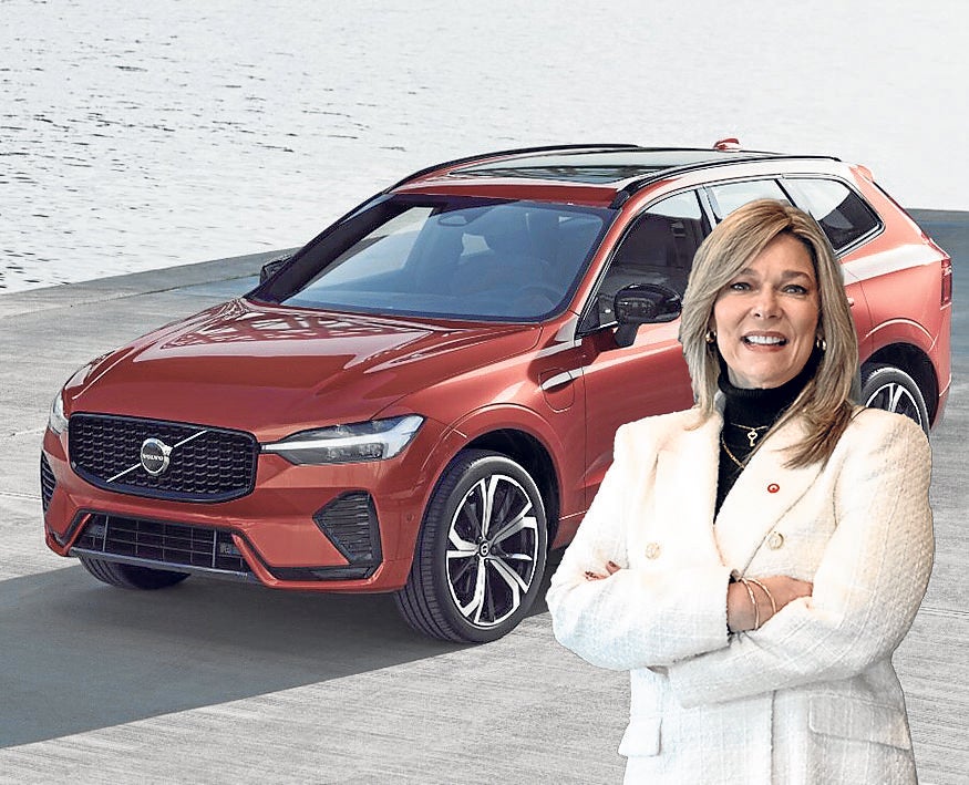 Directora de Veolia prioriza los autos eléctricos en la movilidad