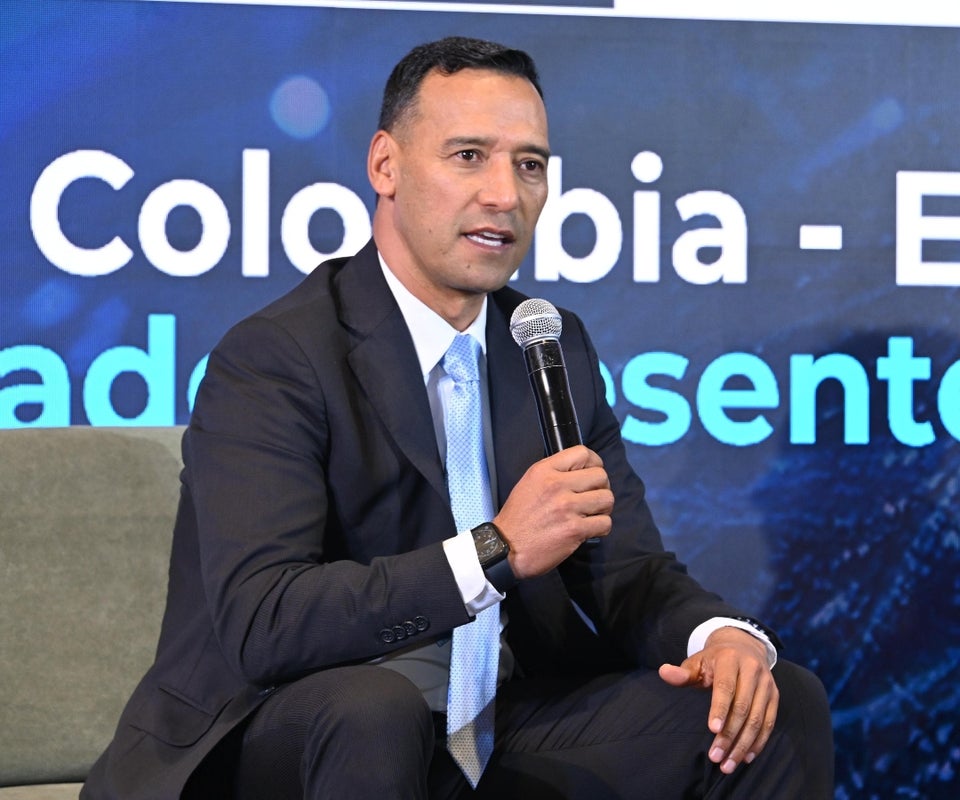 Pedro Sánchez, ministro de Defensa