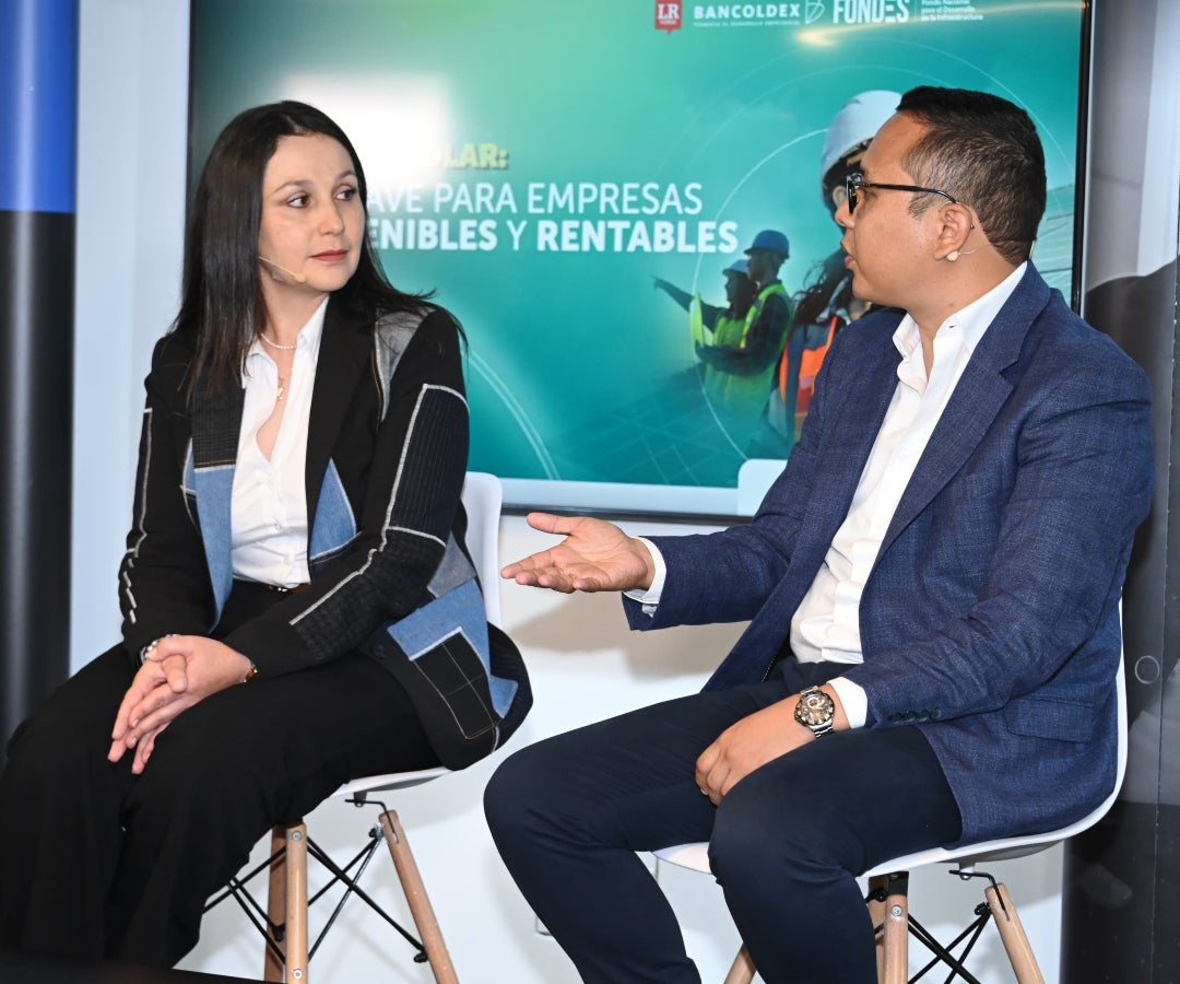 Foro LR, Energía Solar: la clave para las empresas sostenibles y rentables José Alberto Garzón, presidente (e) de Bancóldex, Nancy López, vicepresidente jurídica de la Financiera de Desarrollo Nacional y Víctor José Paternina Novoa, director de Energía Eléctrica del Ministerio de Minas y Energía comentaron sobre la actualidad de la financiación de proyectos verdes y las perspectivas futuras del Gobierno de cara a la transición energética.