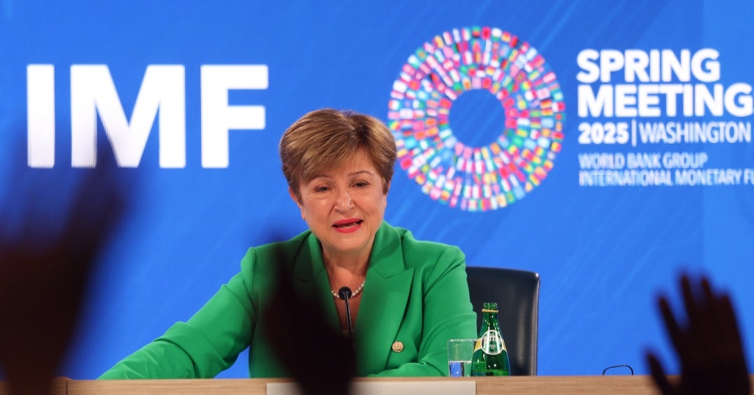 El FMI flexibiliza la meta de reservas de Argentina en US$5.000 ...