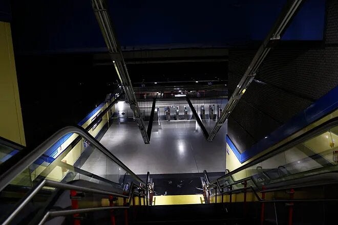 Red Eléctrica Española dice que apagón es excepcional y que tardará 10 horas arreglarlo