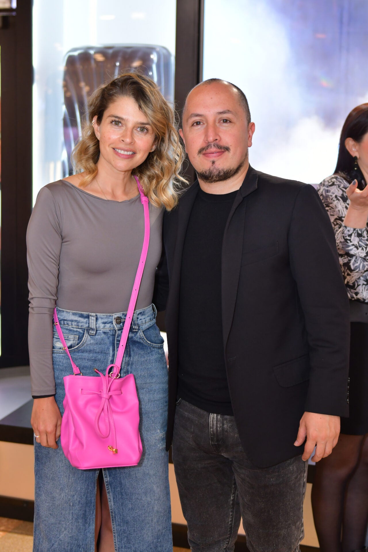 Paula Grisales, comercial senior de Páramo; y Juan Camilo Rivera, commerce manager Colombia de Samsonite.