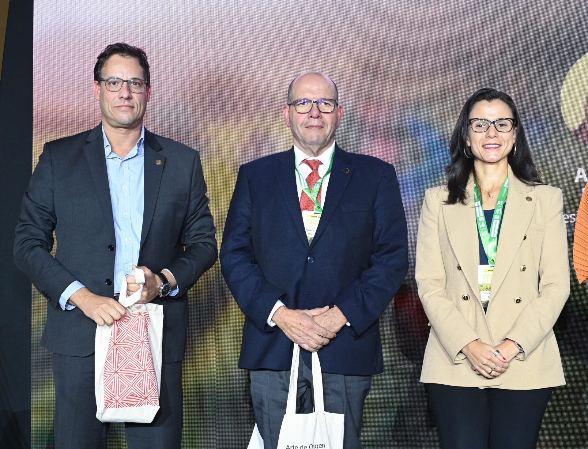 Joao Paulo Campos, CEO de Visiona Space Technology; Ramiro Iturrioz, senior underwriter en Agriculture PartnerRe y Sibelle Silva, de Empresa Brasileira de Pesquisa.
