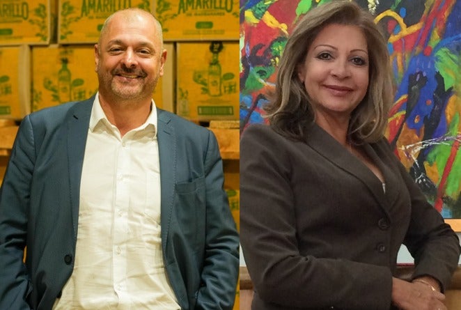 Diego Angelillis Quiceno, gerente de la Industria Licorera de Caldas, y su madre, Magnolia Quiceno.