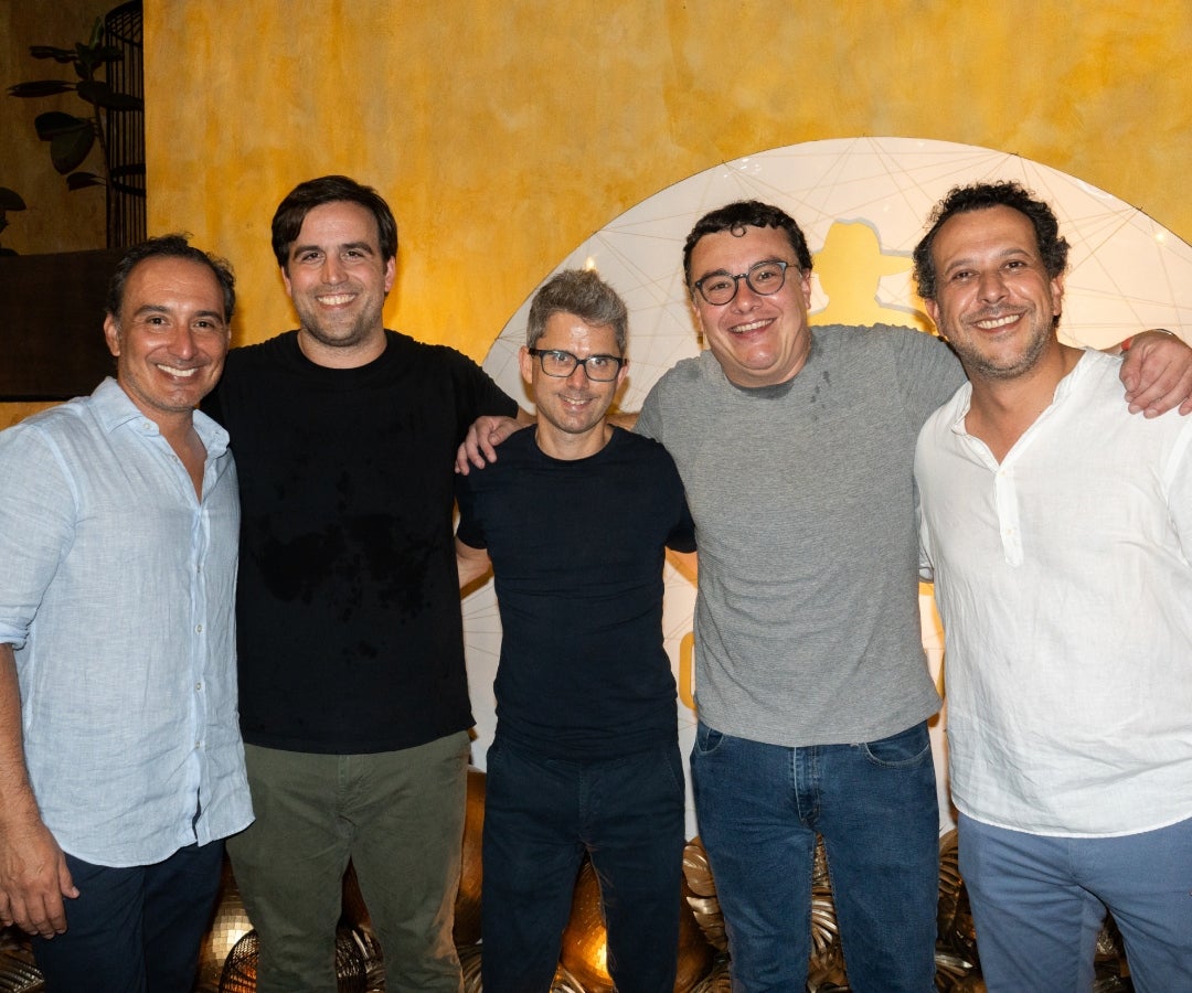 Carlos Andrés Ortiz, director de asuntos corporativos; Martin Baraibar, head of beer RTD Latam; Eric Strauss, marketing director scotch; Akani Rodriguez López, head of strategy; y Felipe Parra Salazar, head of legal de Diageo.