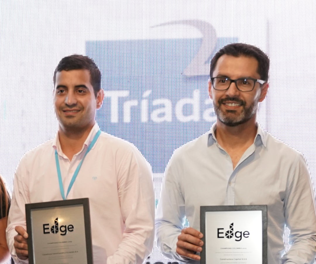 Daniel Pérez, director de sostenibilidad de Conaltura; e Iván Caicedo, gerente ejecutivo de Capital Bogotá, entre los asistentes.