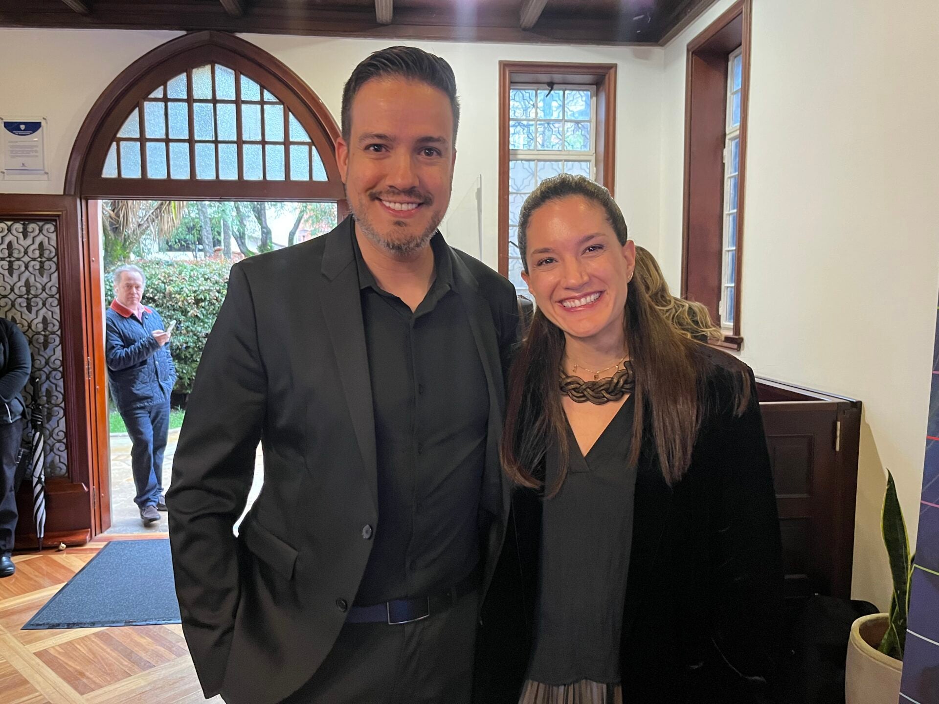 Camilo Betancur Morales, director She Is My Boss y CEO La7em; y Mariana Botero, presidente de Puntos Colombia.