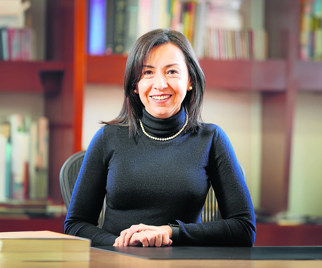 Raquel Bernal, rectora de la Universidad de los Andes
