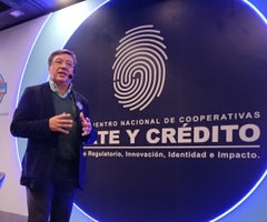 Carlos Acero, presidente de Confecoop,