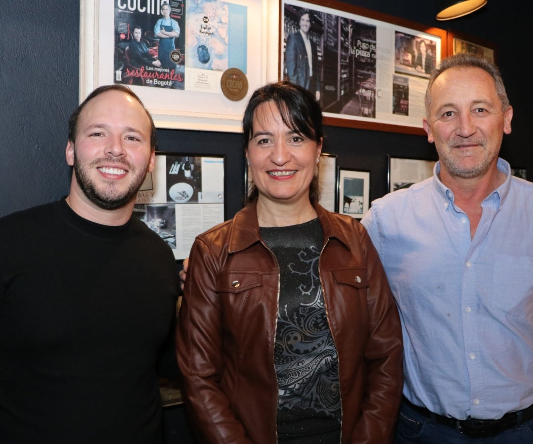 Nicolás Durán, cofundador y CTO en 1DOC3; Nadia Huebra, cofundadora y CEO de Fáctica; y Marcelo Puiatti, CFO en Léxica.