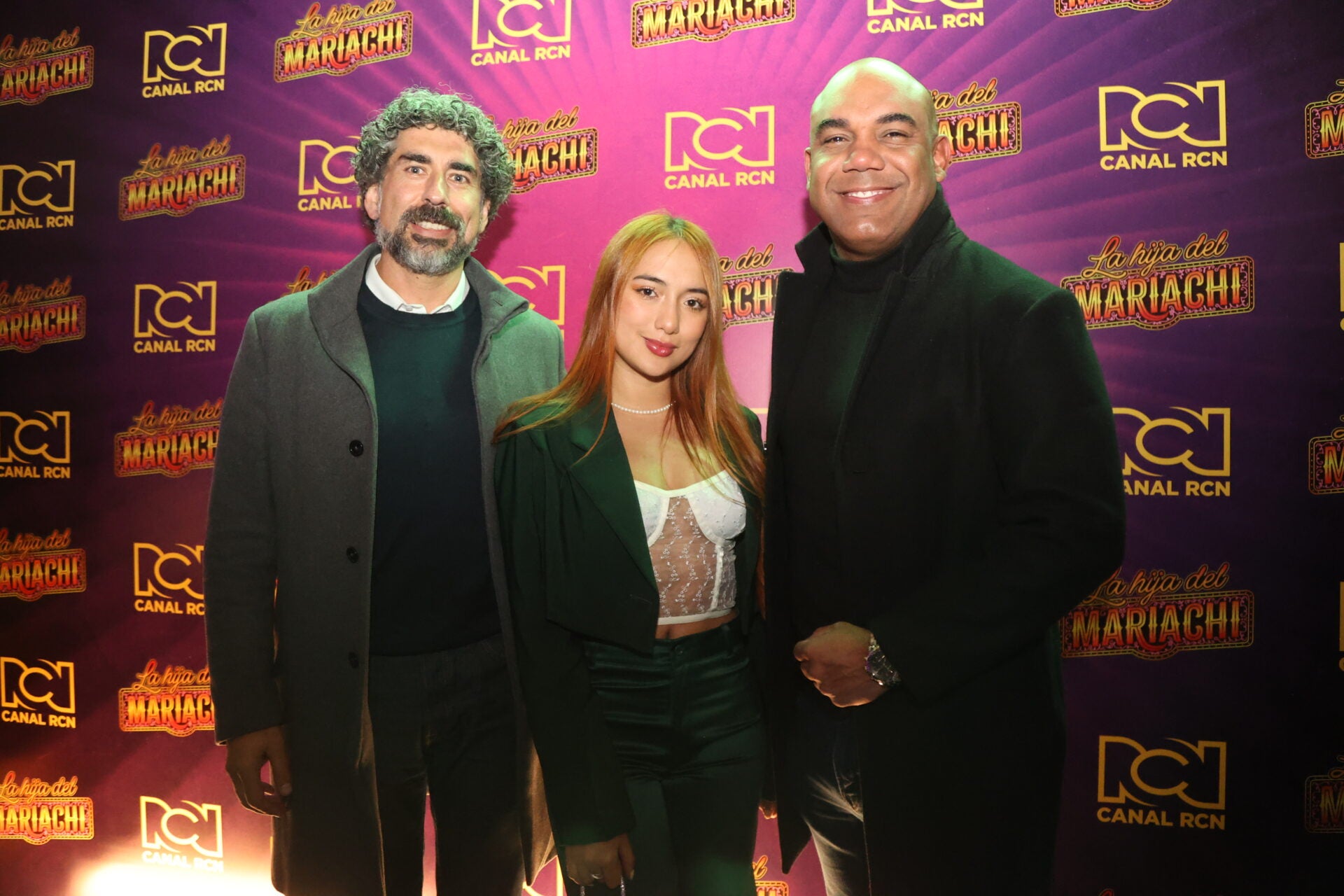 Hugo Martínez, director nacional de mercadeo de RCN Radio; Fernanda Correa, locutora Radio Uno Bogotá; y Richy Amador, director nacional del Sistema Radio Uno.