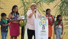 Ceremonia entrega de tierras Ceremonia entrega de tierras