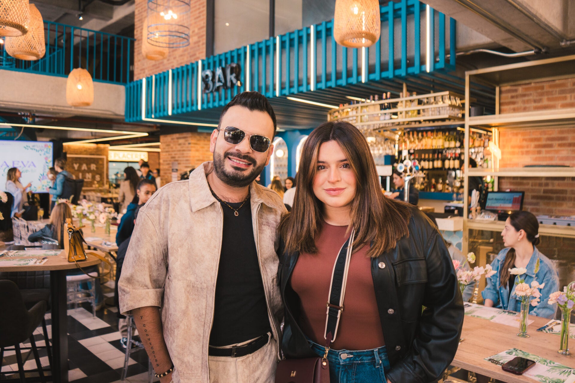 Jeisson Tarquino, gerente de Mercadeo de Ninja Colombia; y Luisa Cano, jefe de marca de Ninja Colombia.